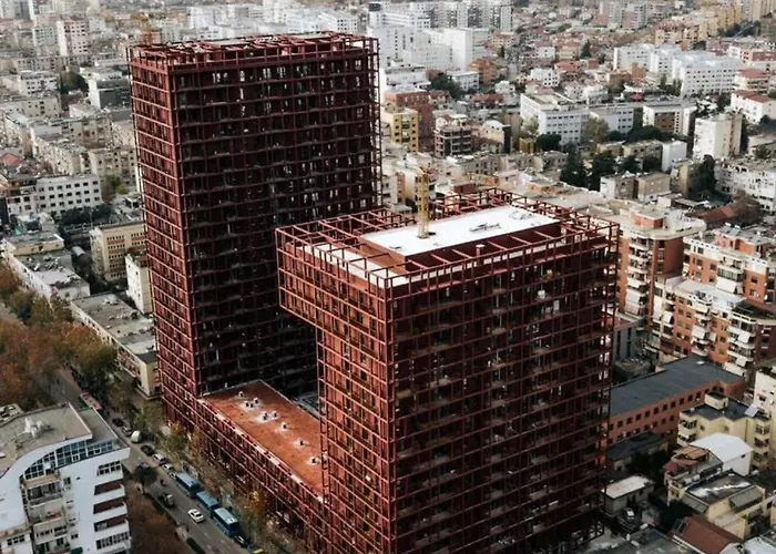 Orestiada Luxury * ティラナ